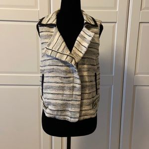 NWOT Bcbg Vest